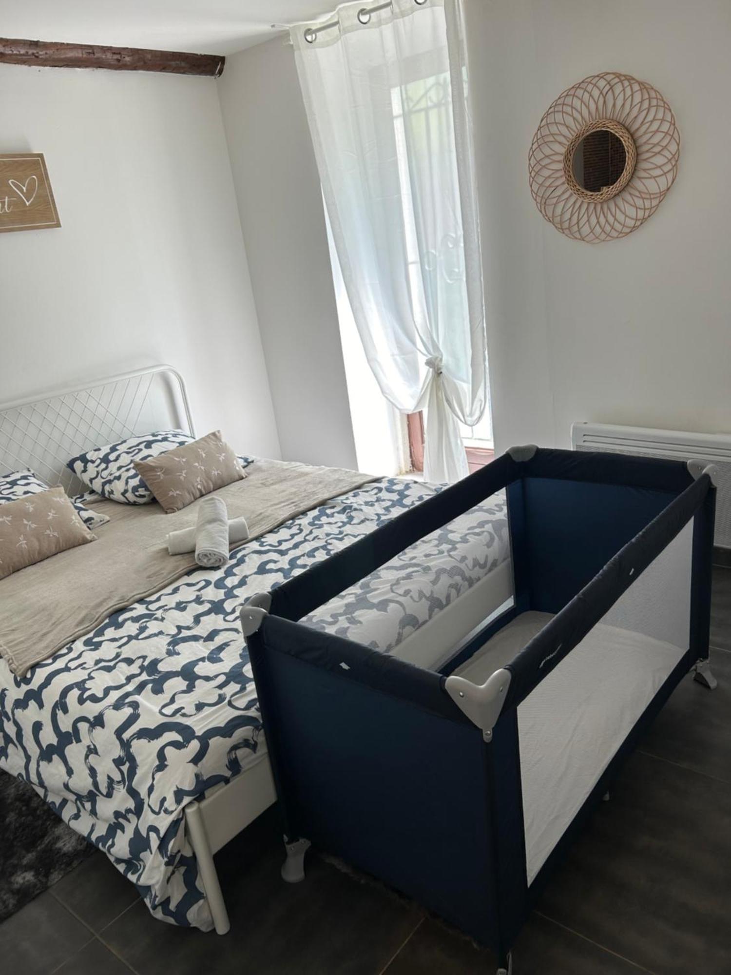 Appartement Avec Piscine Au Milieu Des Vignes Les Arcs-sur-Argens Esterno foto