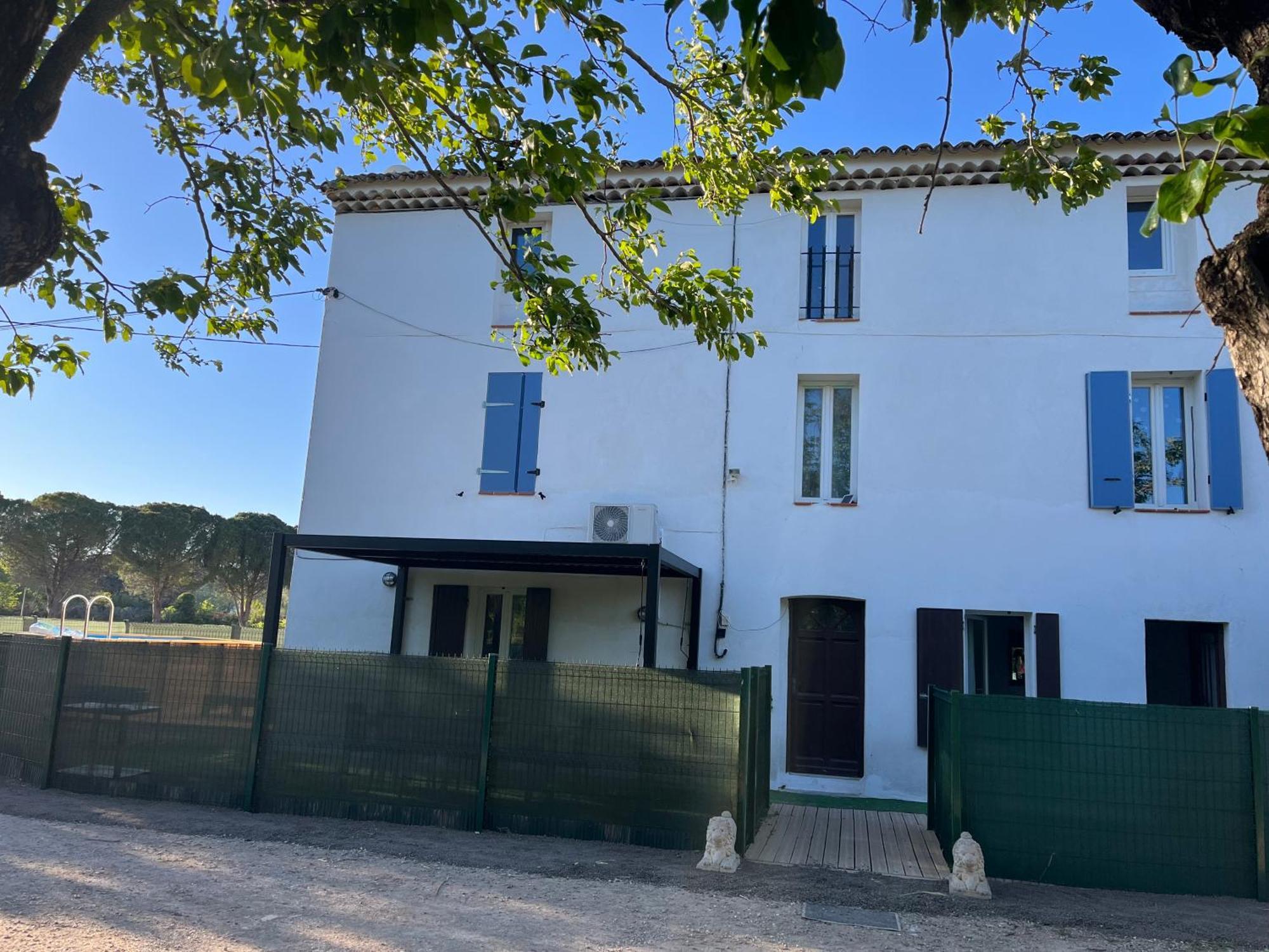 Appartement Avec Piscine Au Milieu Des Vignes Les Arcs-sur-Argens Esterno foto