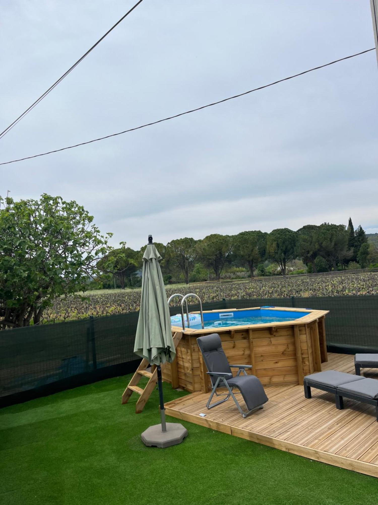 Appartement Avec Piscine Au Milieu Des Vignes Les Arcs-sur-Argens Esterno foto