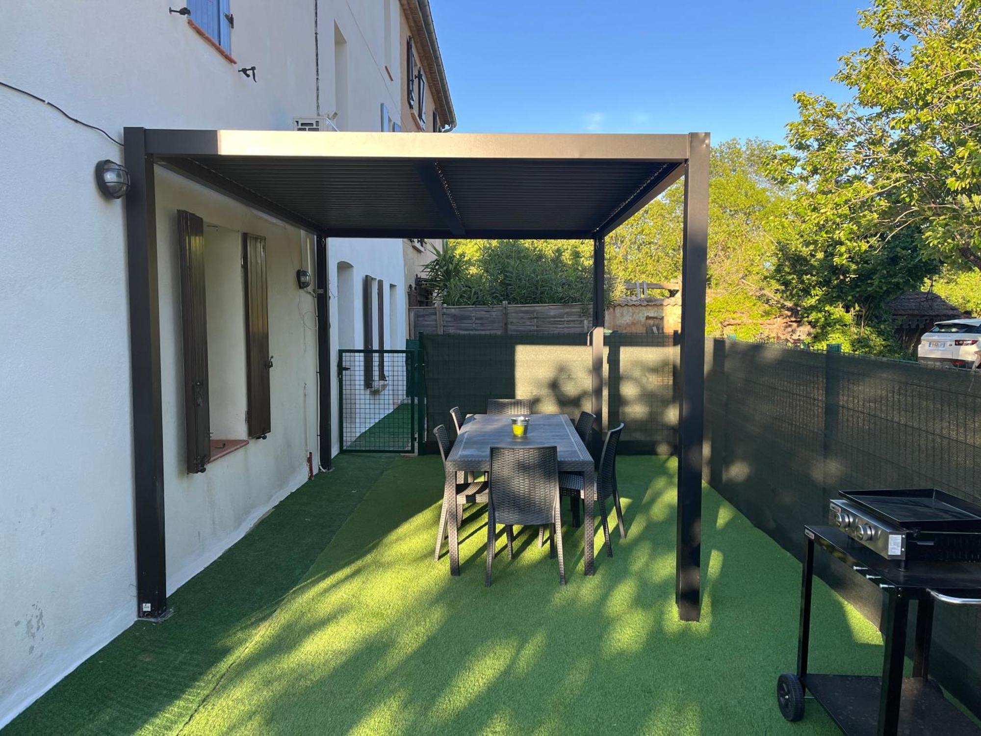 Appartement Avec Piscine Au Milieu Des Vignes Les Arcs-sur-Argens Esterno foto
